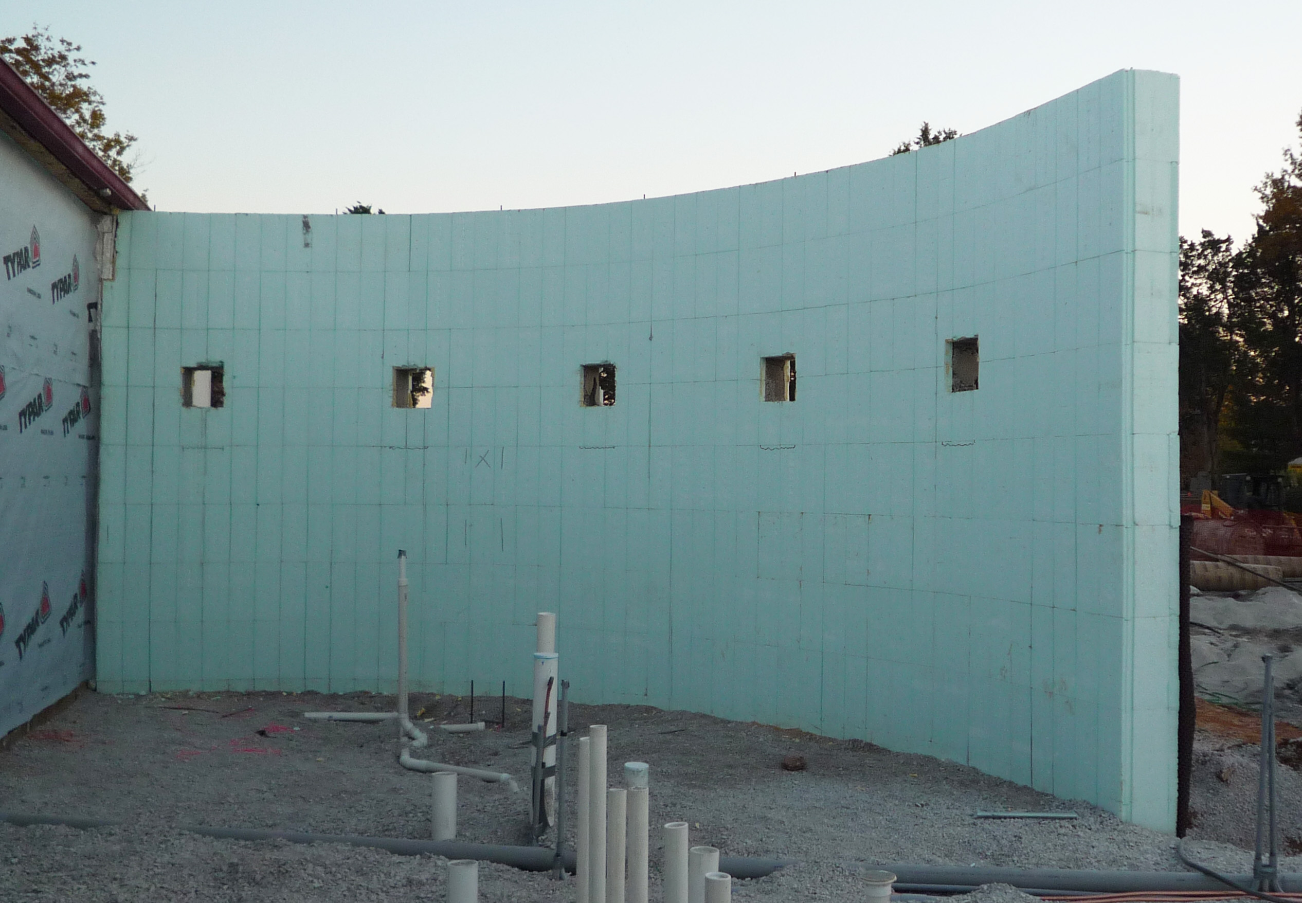 ICF curved wall during construction